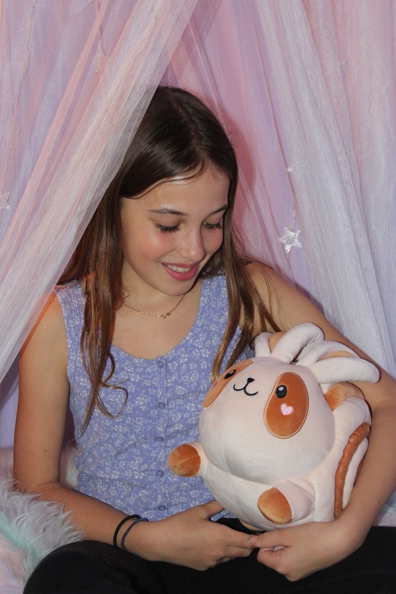 dulce the the quirky cinnamon roll bunny image 5