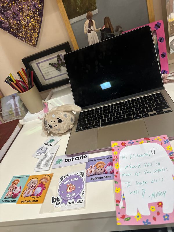 Elizabeth with their but cute